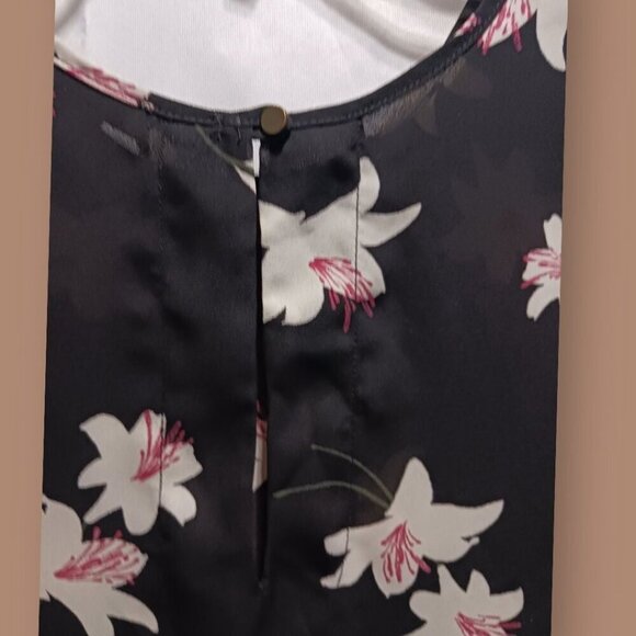Lily White Womens Floral Blouse Size Small Floral Print blk & pink - Picture 4 of 8